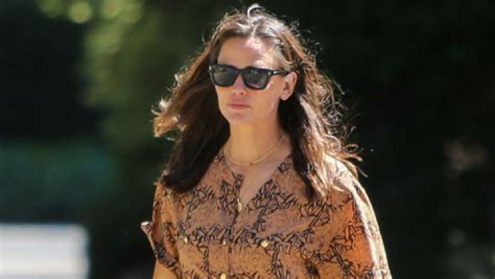 Jennifer Garner Glows In Brown Dress For Malibu Brunch After Bennifer’s Red Carpet Debut — Photos